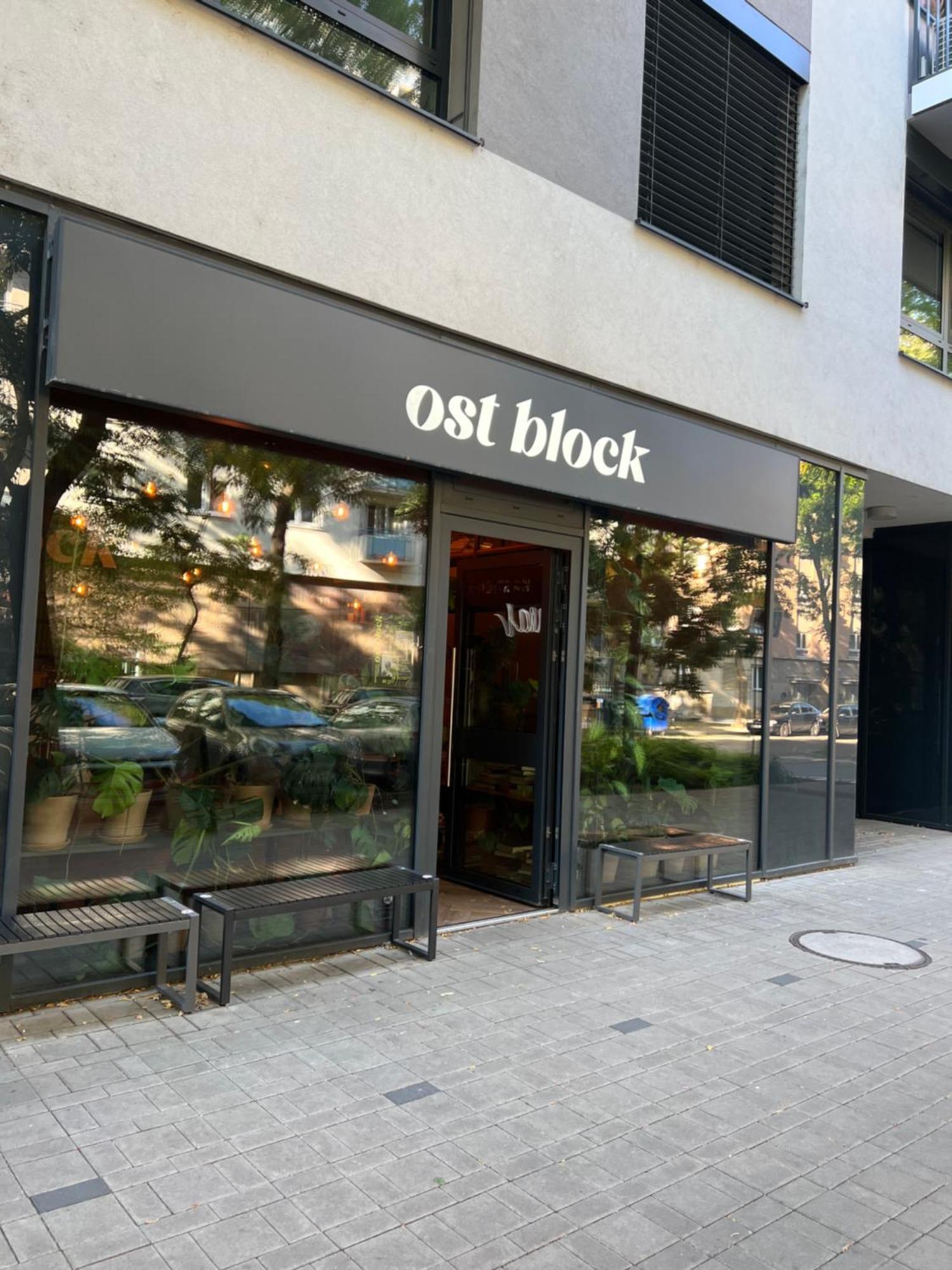 Lia Apartman - Private Parking Bratislava Exterior foto